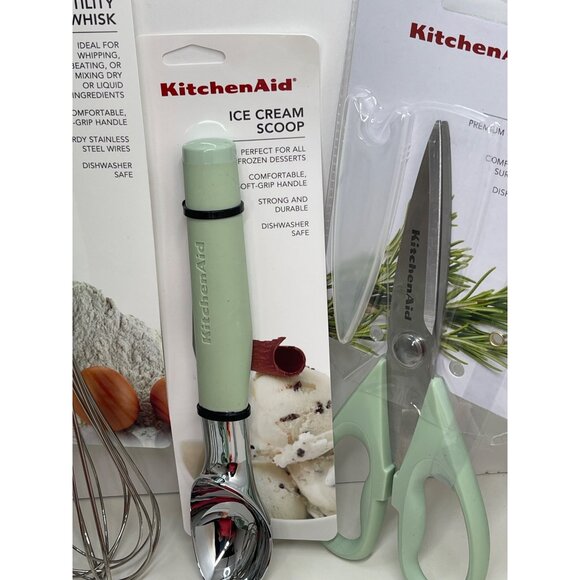 KitchenAid 16 Piece pistachio Kitchen Tool Set - VHTF New With Tags - Picture 4 of 8